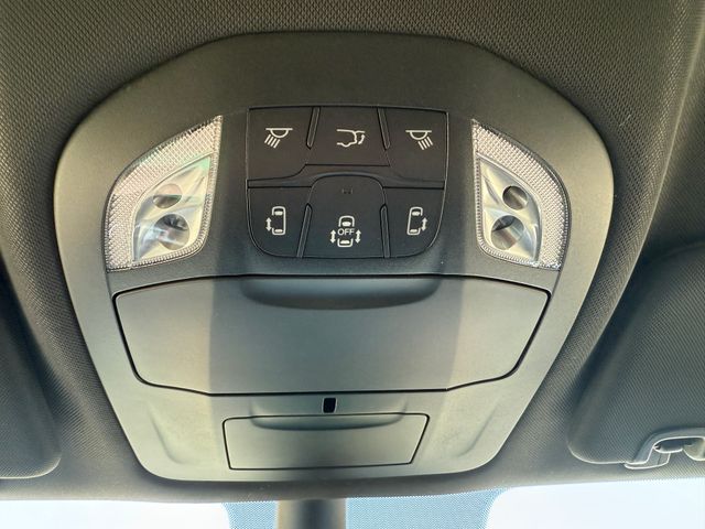 2026 Chrysler Pacifica photo 31