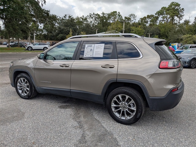 2019 Jeep Cherokee Latitude photo 2