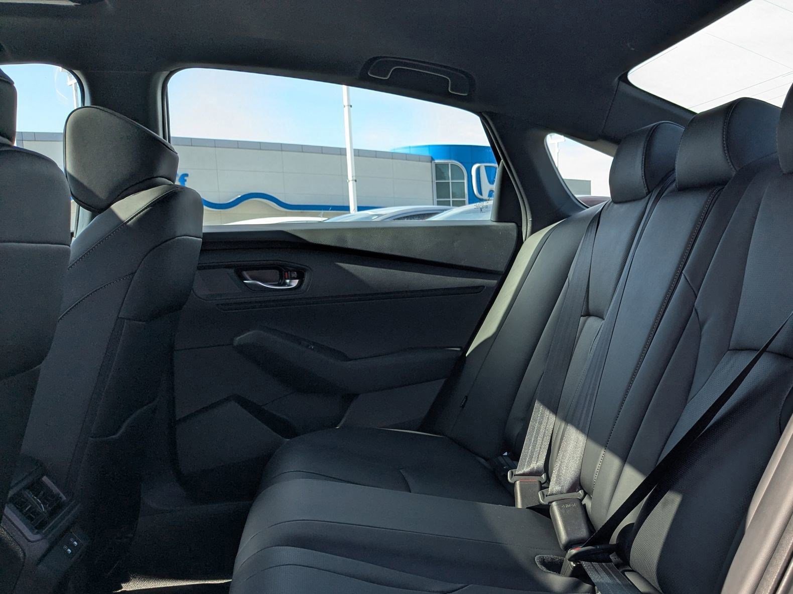 2025 Honda Accord Hybrid Sport-L photo 16