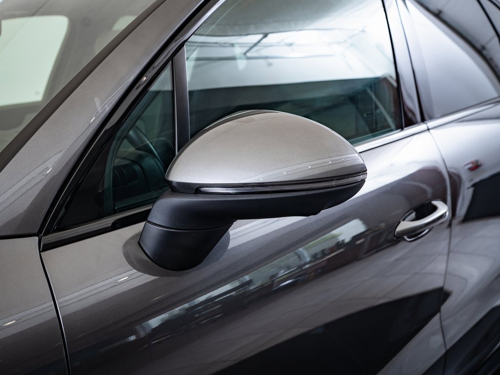 2024 Porsche Cayenne photo 16
