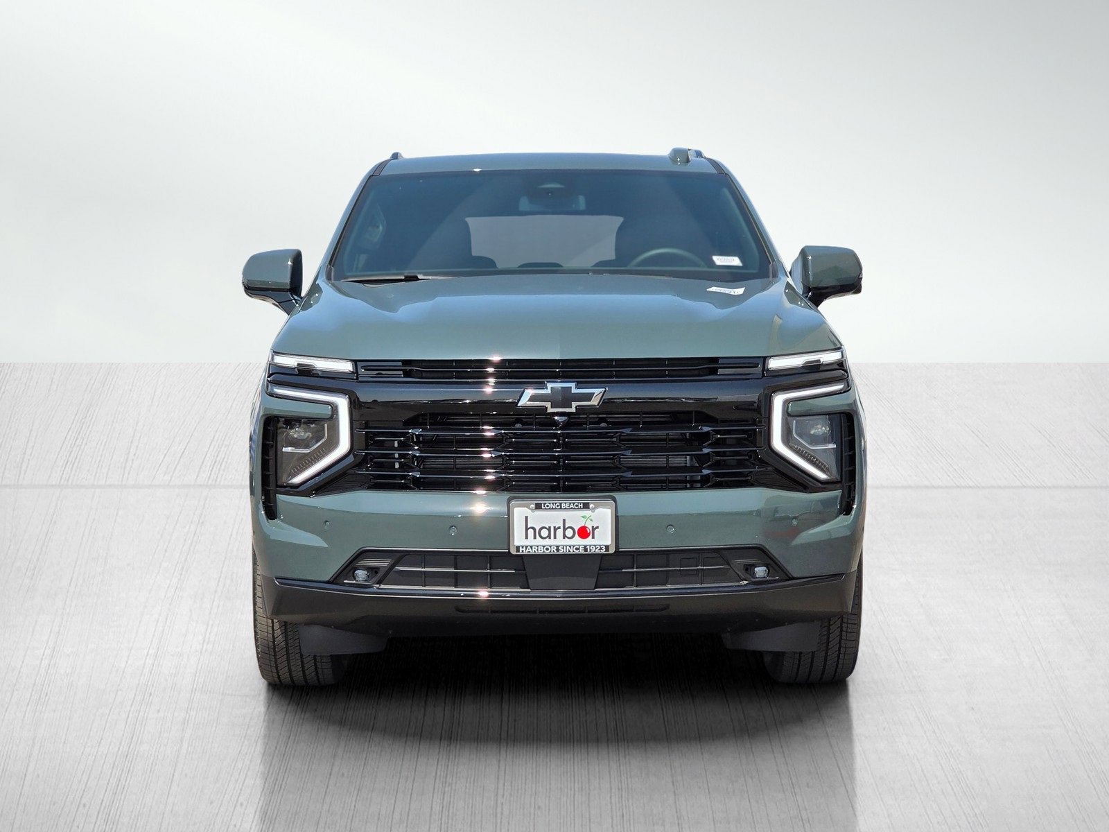 2025 Chevrolet Tahoe RST photo 2