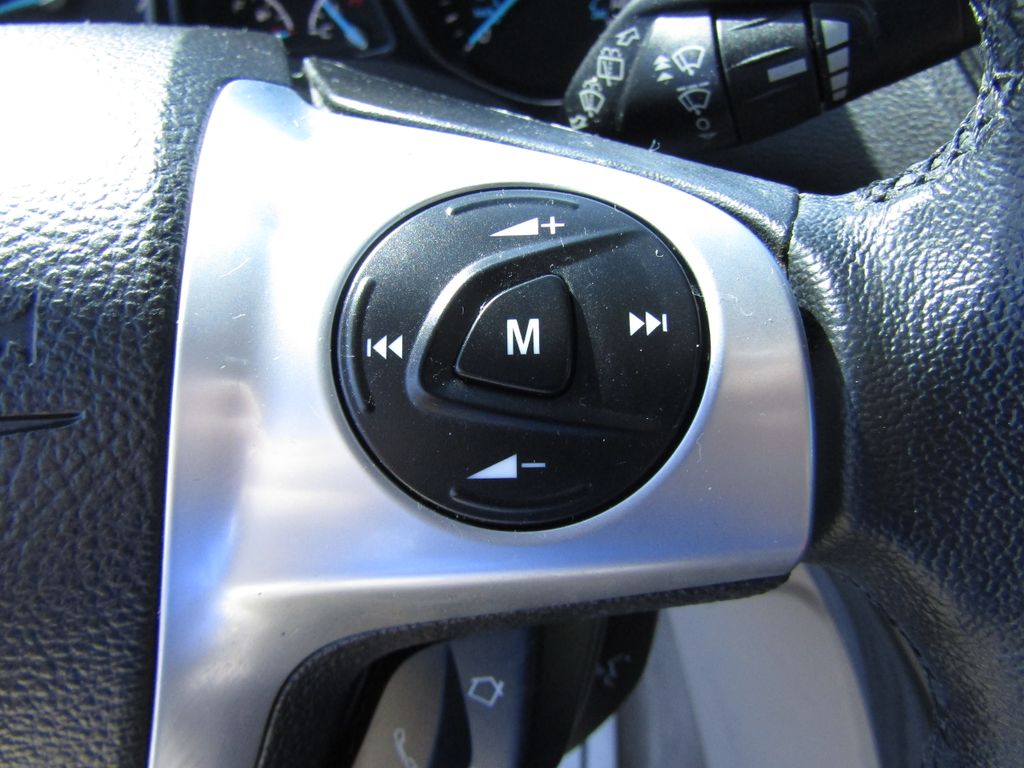 2014 Ford Escape Titanium photo 20
