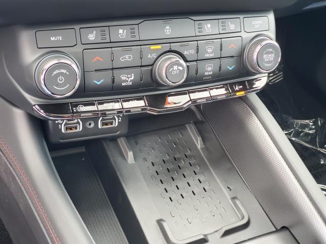2026 Dodge Durango GT Plus photo 13