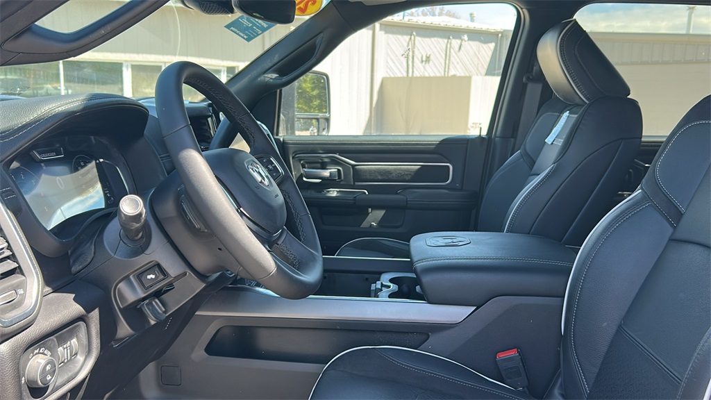 2025 Ram 2500 Laramie photo 16