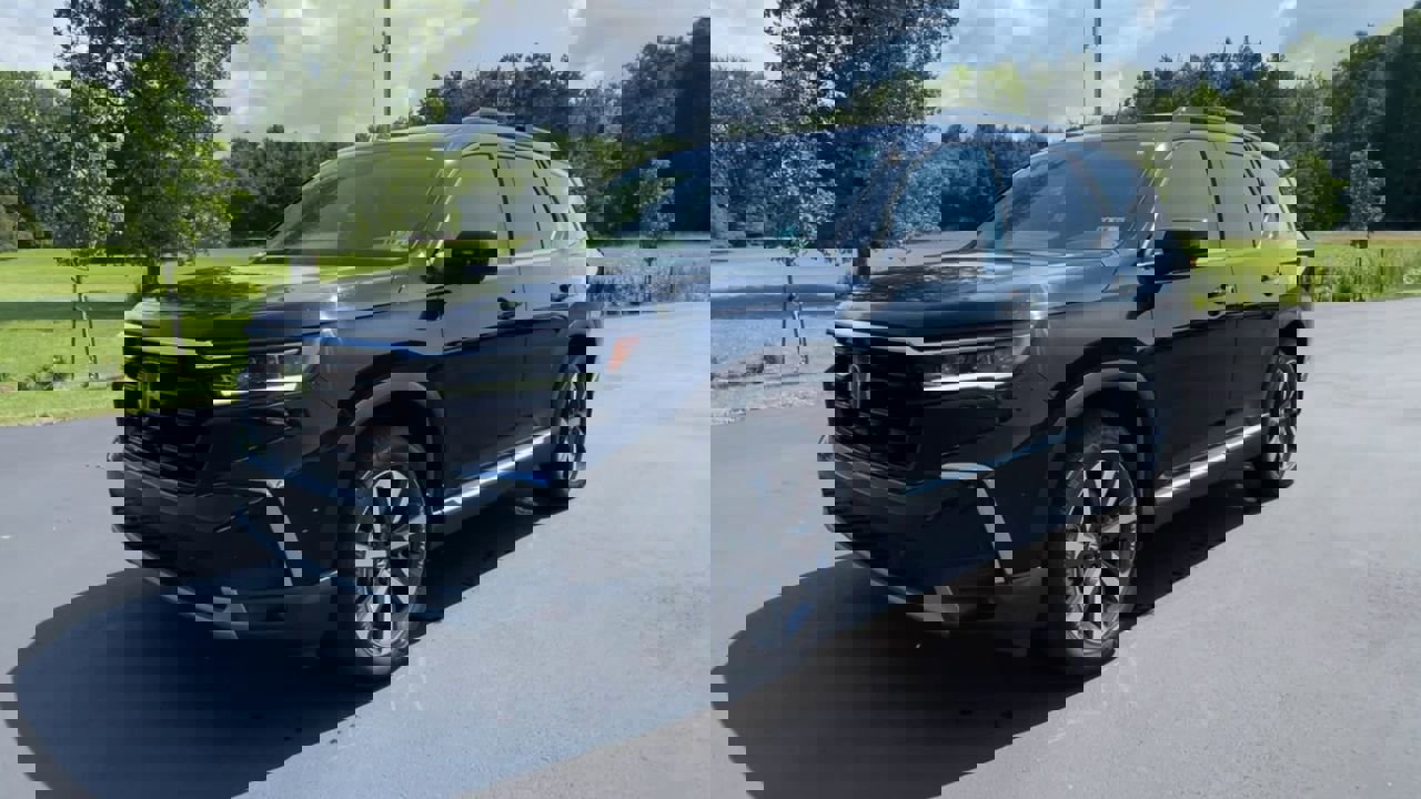 2025 Honda Pilot Touring photo 4