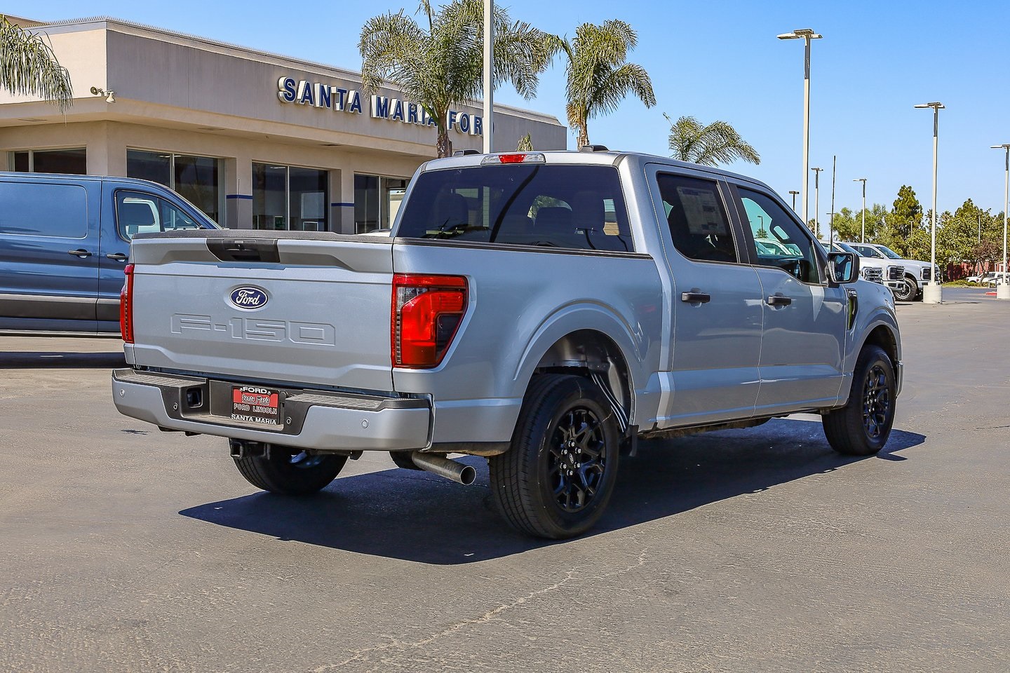 2025 Ford F-150 STX photo 4