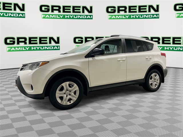 2013 Toyota RAV4 LE's photo