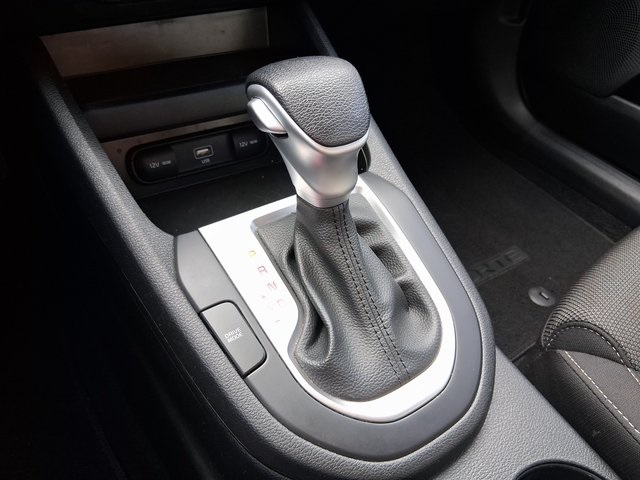 2023 Kia Forte LXS photo 19