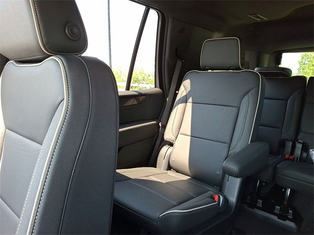 2025 Gmc Yukon Denali Ultimate photo 4