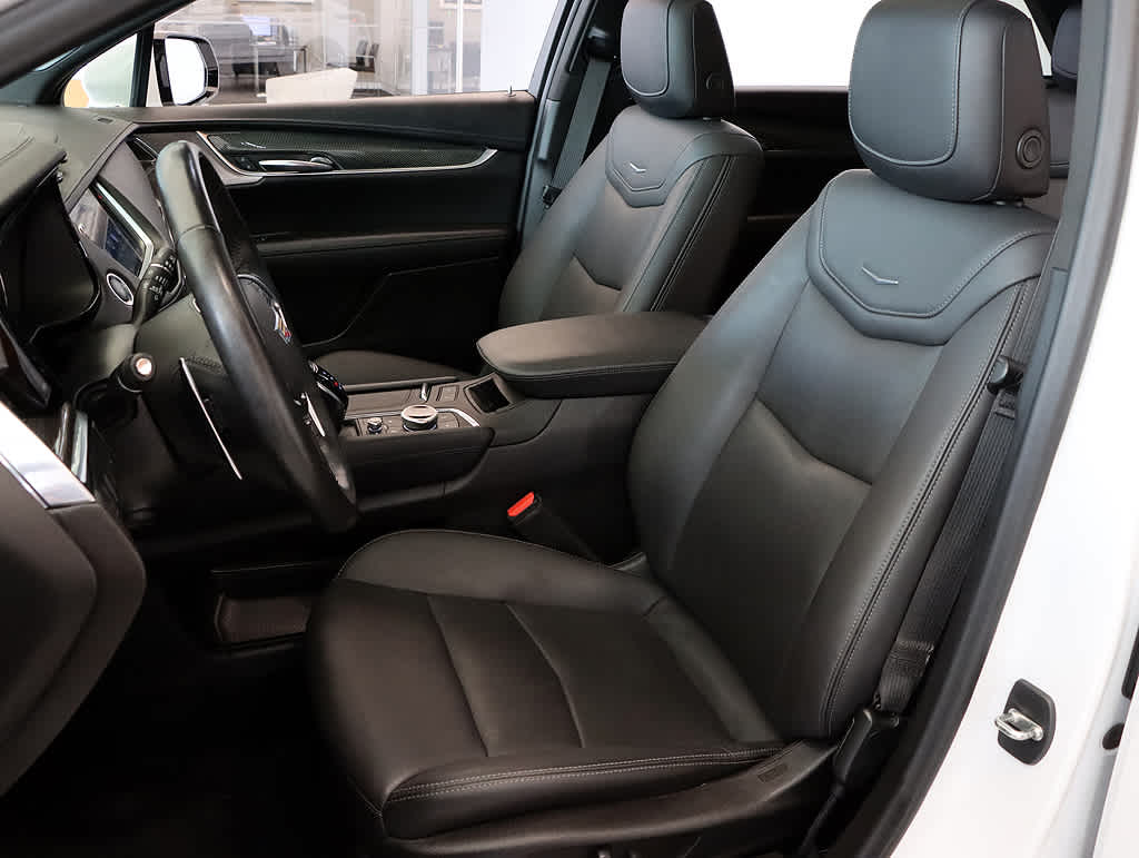 2022 Cadillac XT5 Sport photo 9