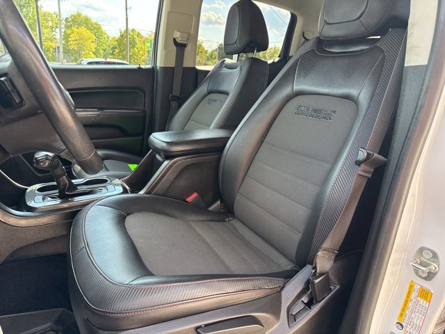 2017 Gmc Canyon SLE photo 22