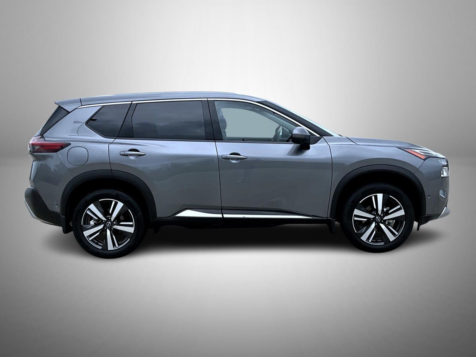 2022 Nissan Rogue Platinum AWD photo 4