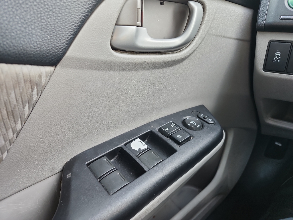 2015 Honda Civic LX photo 20