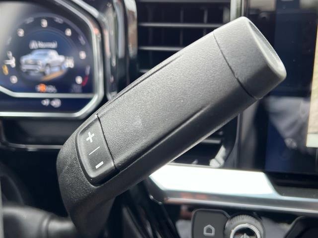 2025 Chevrolet Silverado 1500 LT photo 19