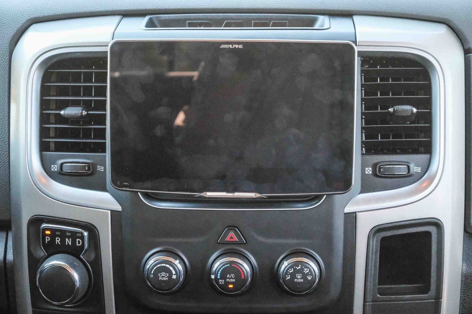 2019 Ram 1500 Classic Warlock photo 15
