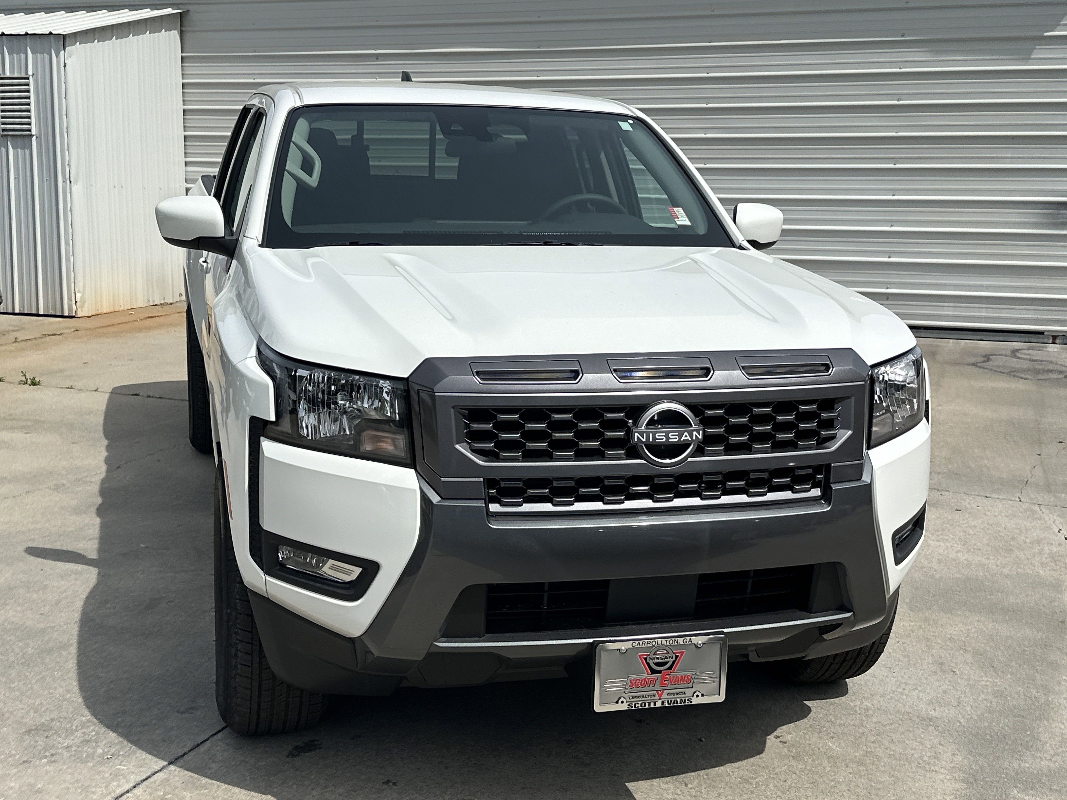 2025 Nissan Frontier SV photo 3