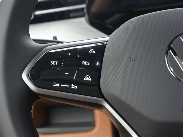 2025 Volkswagen ID. Buzz Pro Plus photo 2