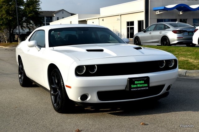 2023 Dodge Challenger SXT's photo