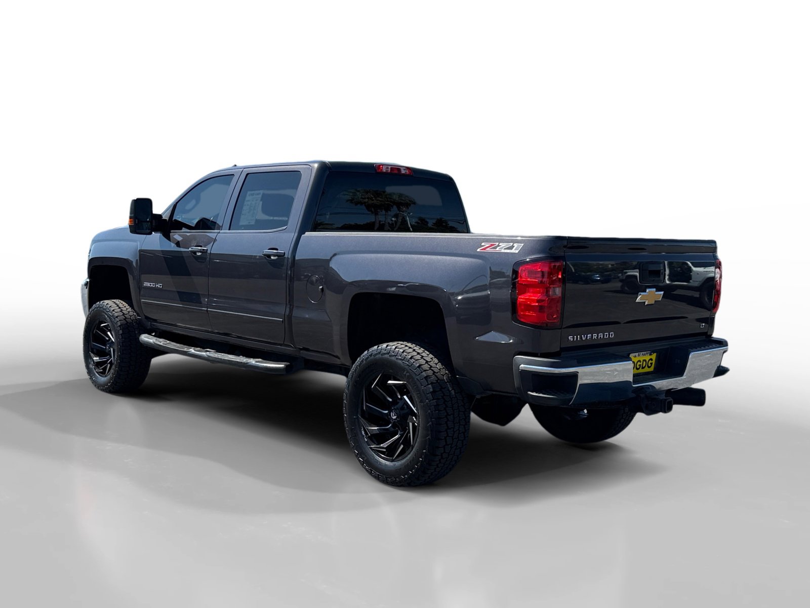 2015 Chevrolet Silverado 2500HD LT photo 3