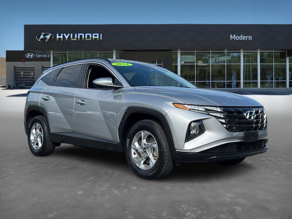 2024 Hyundai Tucson SEL photo 2