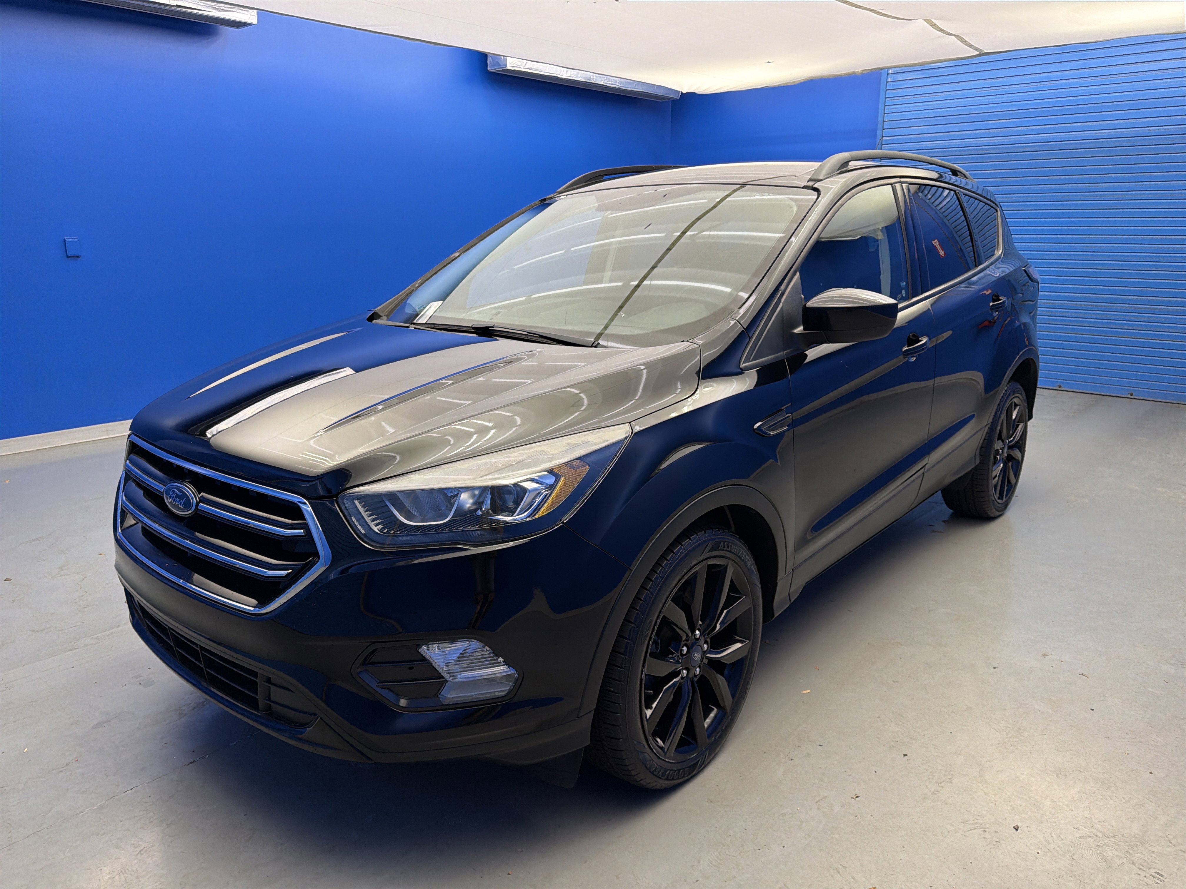 2017 Ford Escape SE photo 3
