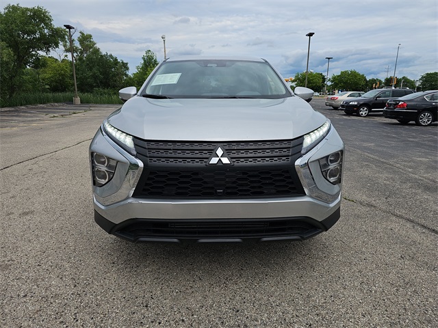 2023 Mitsubishi Eclipse Cross ES photo 2