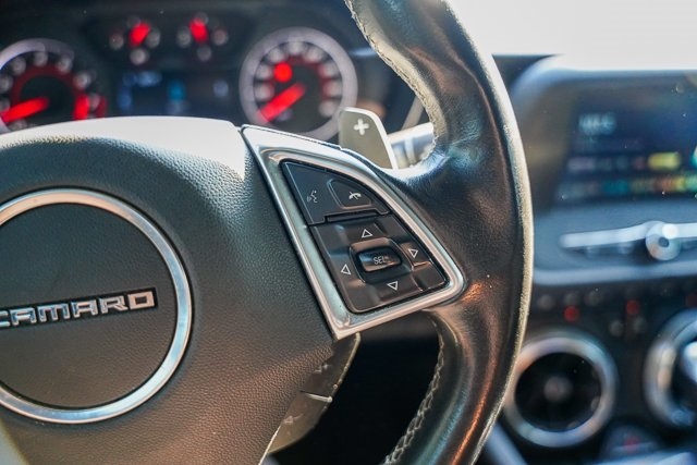 2016 Chevrolet Camaro 1LT photo 13