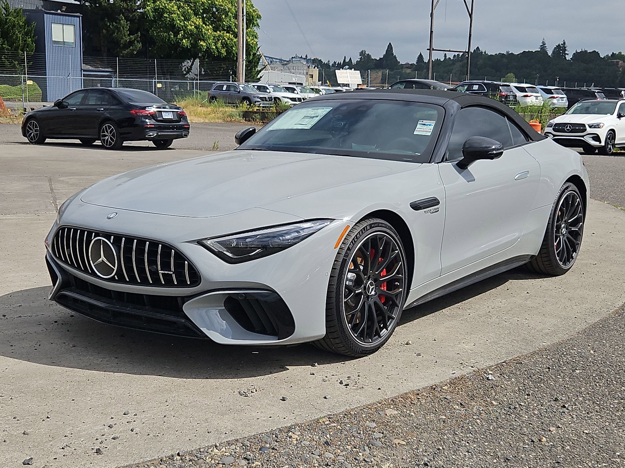 2025 Mercedes Benz SL AMG 55 photo 4