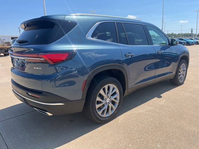 2026 Buick Enclave Preferred photo 2