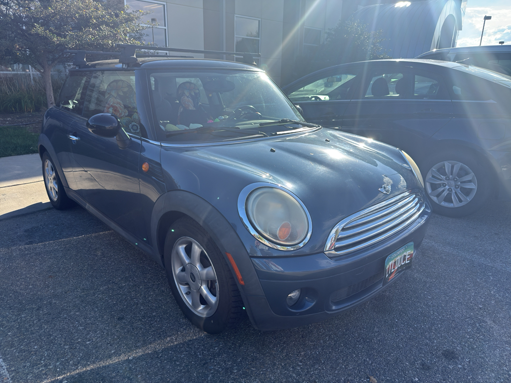 2010 Mini Cooper Hardtop photo 6