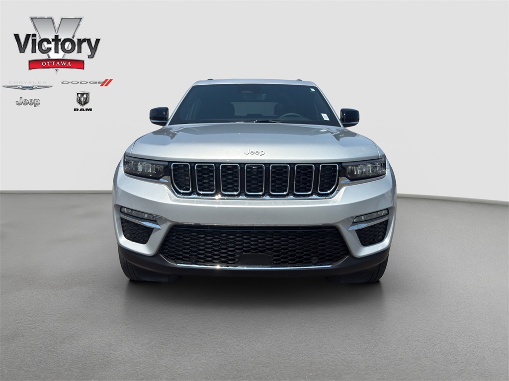 Used 2025 Jeep Grand Cherokee Limited with VIN 1C4RJHBG7SC285813 for sale in Kansas City