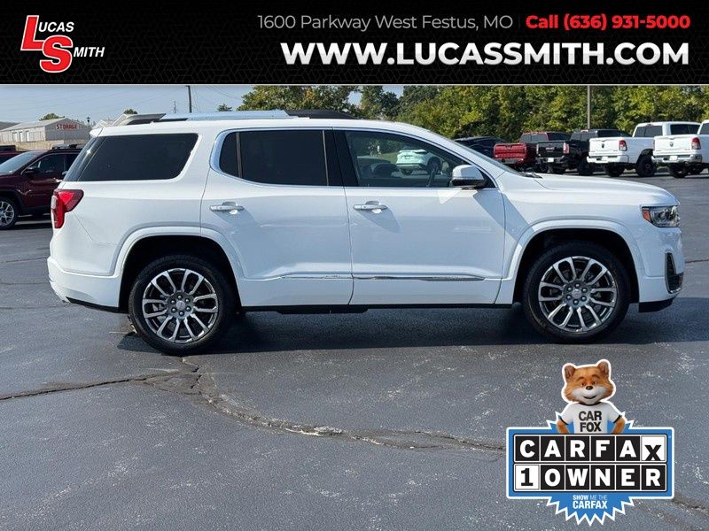 2023 GMC Acadia Denali's photo