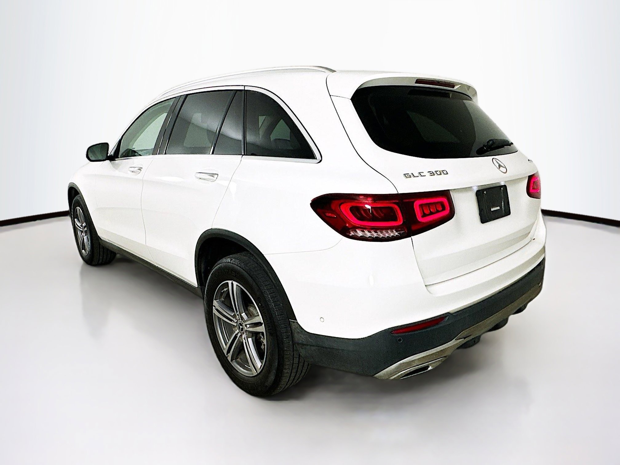 2021 Mercedes Benz GLC 300 4MATIC photo 2