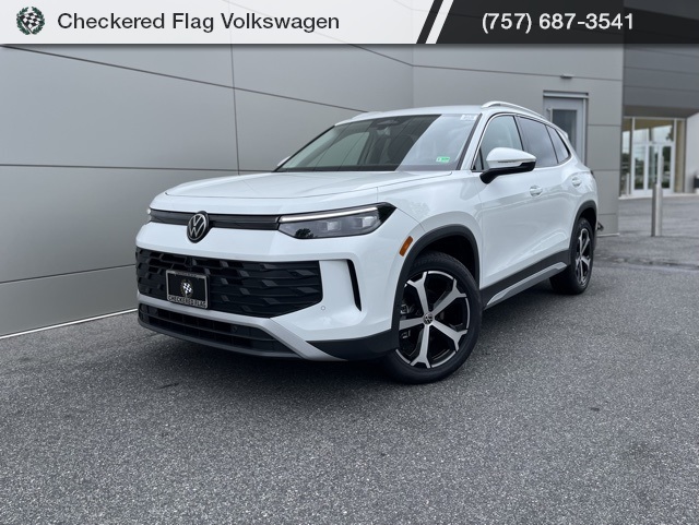 2025 Volkswagen Tiguan SE's photo