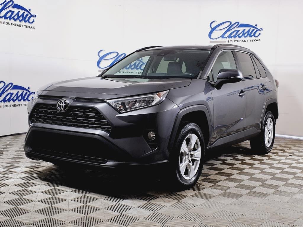 2021 Toyota RAV4 XLE photo 24