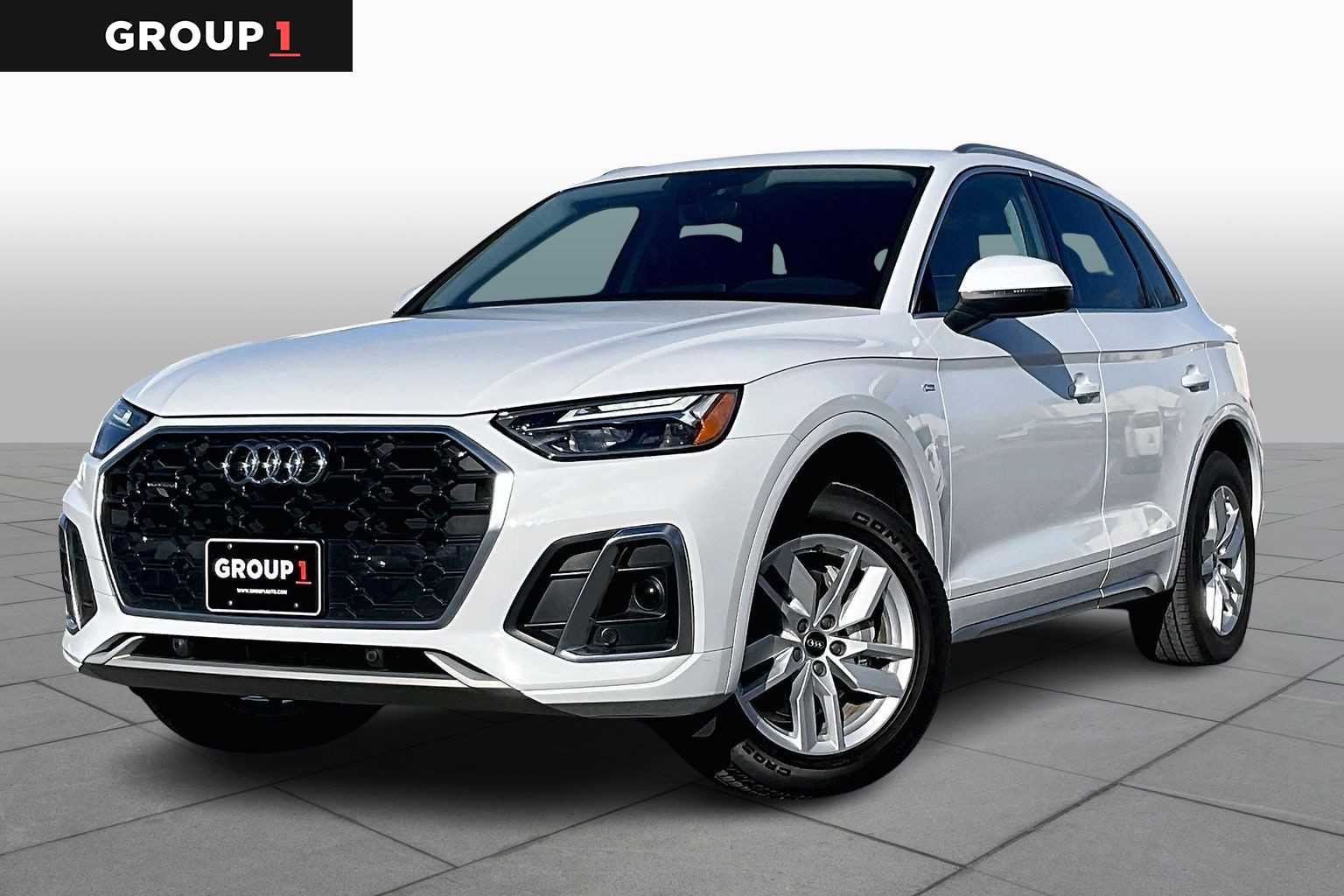 2023 Audi Q5 Premium's photo