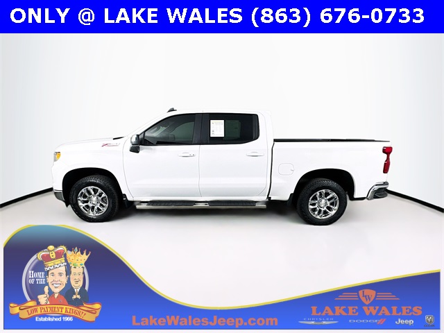 2024 Chevrolet Silverado 1500 LT photo 2