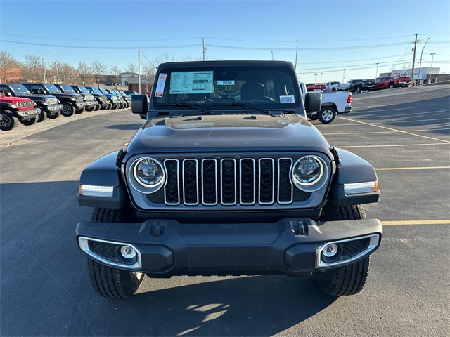 2025 Jeep Wrangler Sahara photo 3