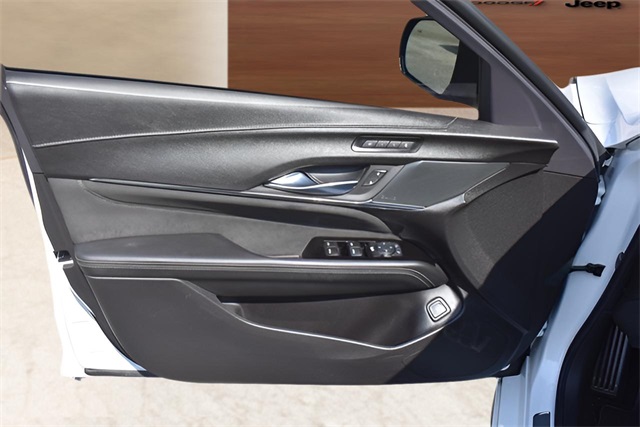 2023 Cadillac CT4 photo 11
