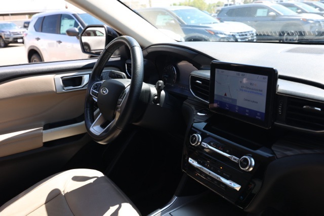 2022 Ford Explorer Limited photo 18