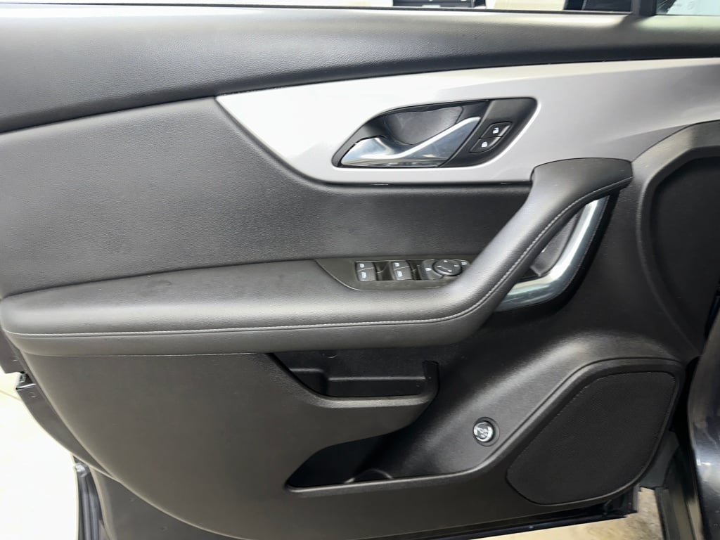 2021 Chevrolet Blazer 2LT photo 4