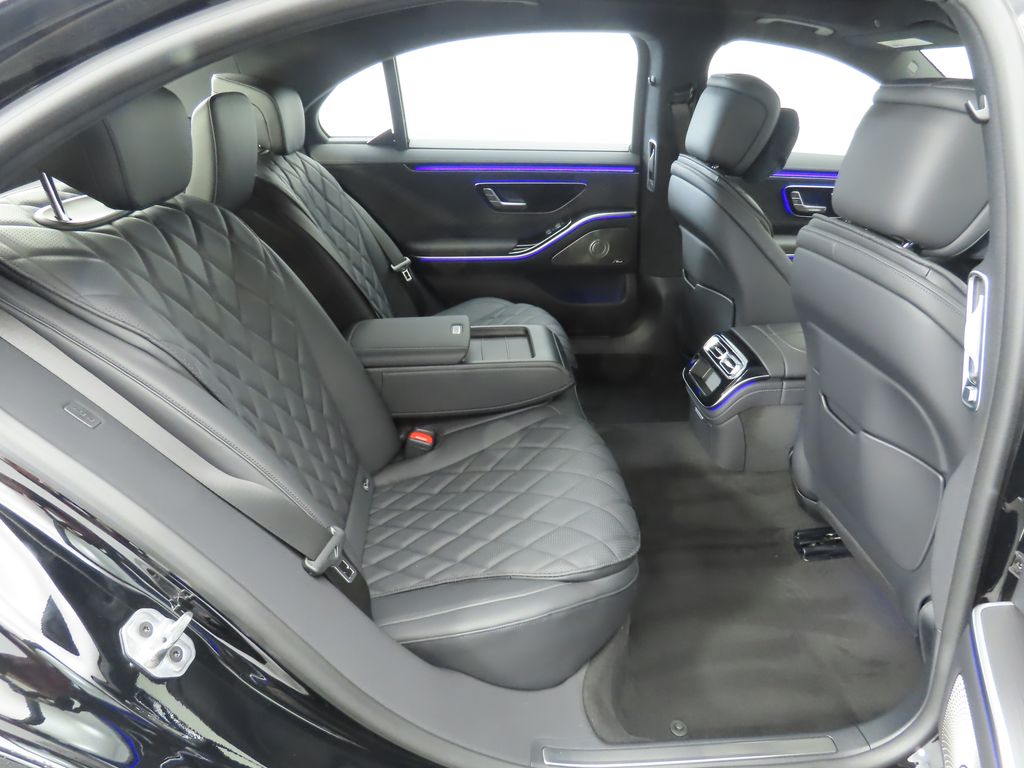 2025 Mercedes Benz S 580 4MATIC photo 22