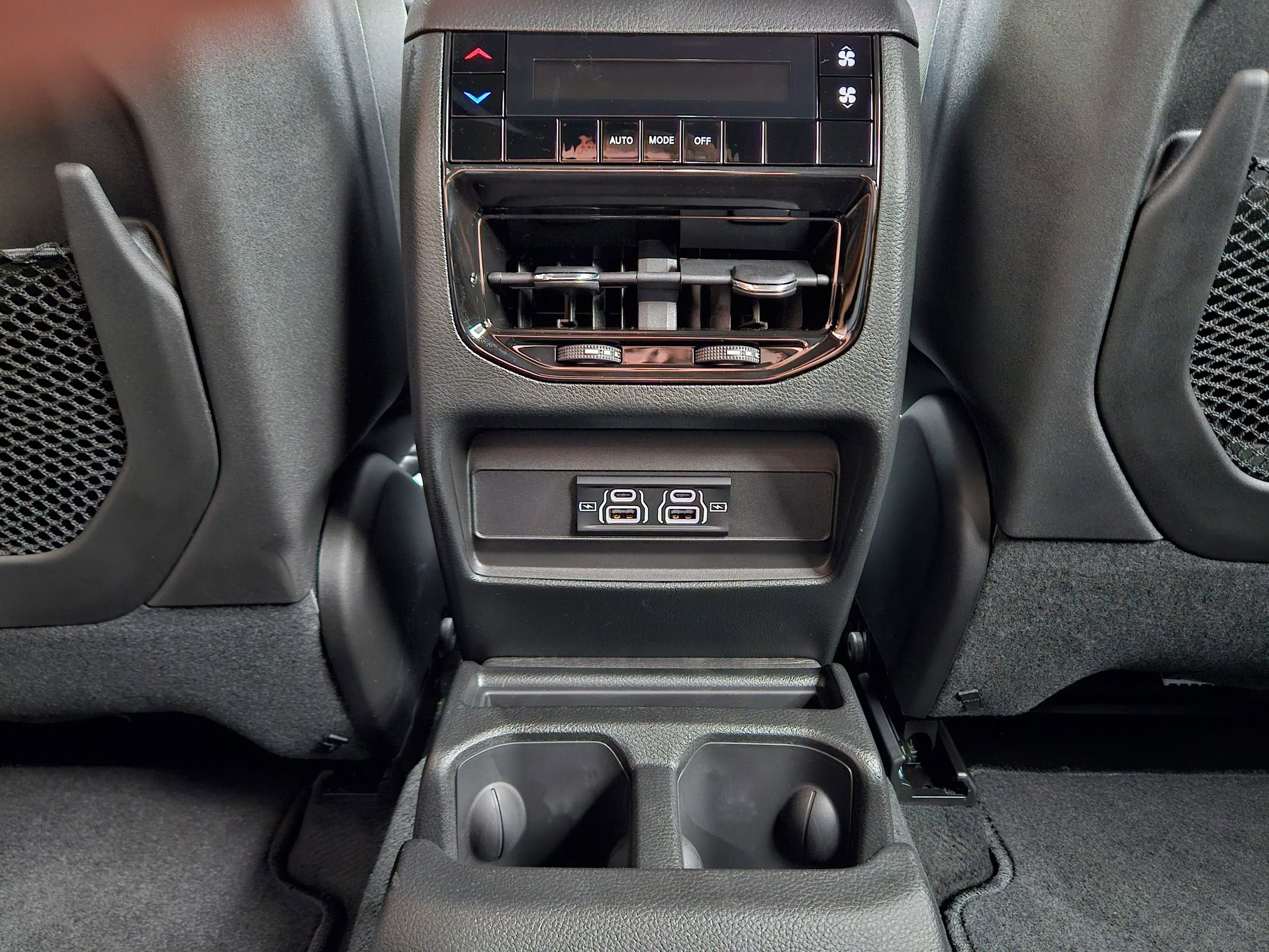 2025 Jeep Grand Cherokee Laredo X photo 23