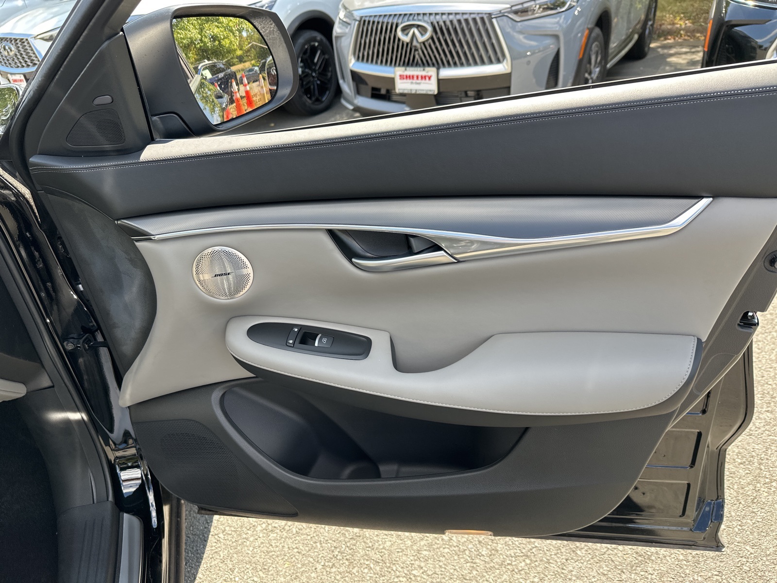 2025 Infiniti QX50 Luxe AWD photo 23