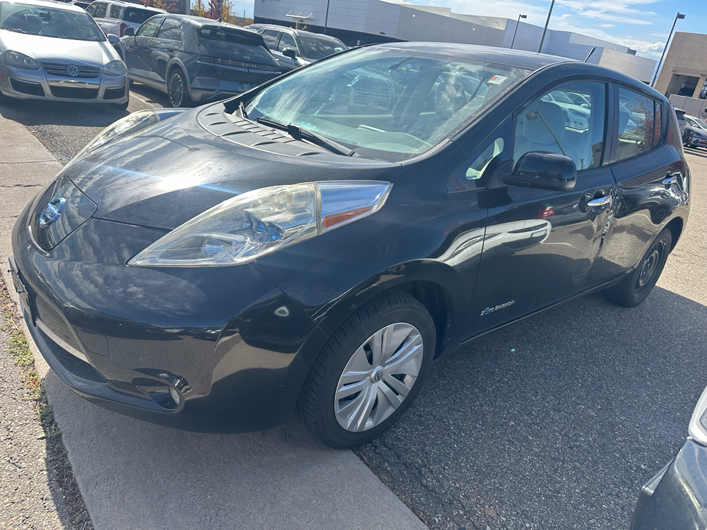 2014 Nissan LEAF SV
