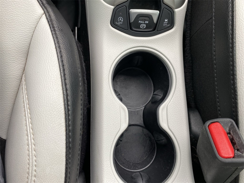 2021 Jeep Compass Latitude photo 13