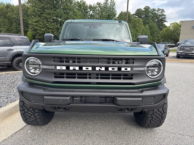2025 Ford Bronco Base photo 4