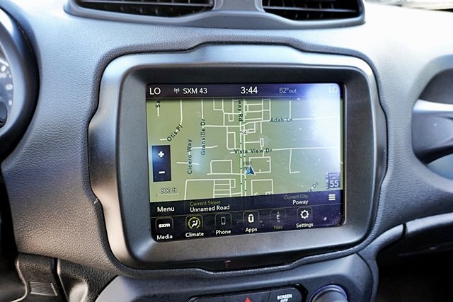 2023 Jeep Renegade Latitude Upland photo 24