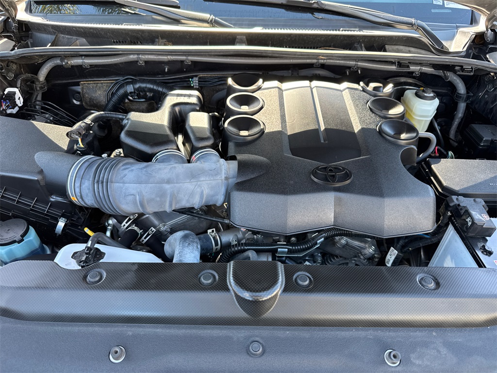 2023 Toyota 4Runner SR5 photo 8