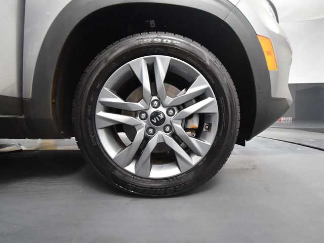 2021 Kia Seltos LX photo 10